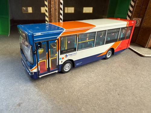 Cmnl ukbus 3021 dennis - cmnl,