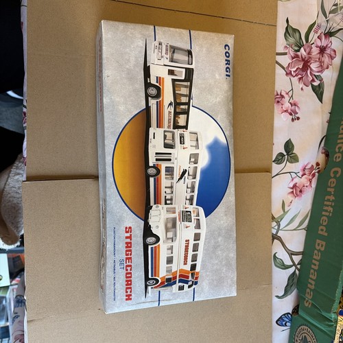 Corgi stagecoach set 97065 - stagecoach,