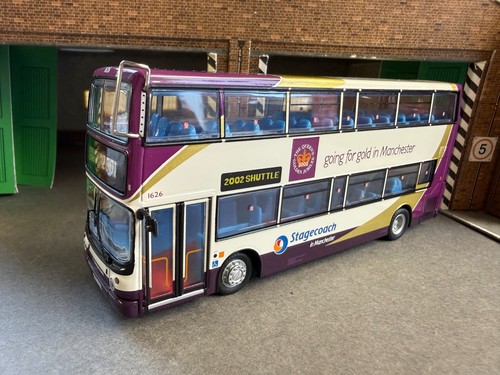 Cmnl ukbus 1008 - cmnl, dennis