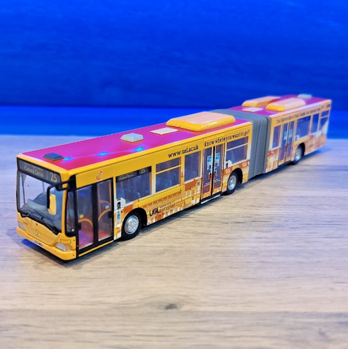 Cmnl ukbus 5108 mercedes - ukbus,