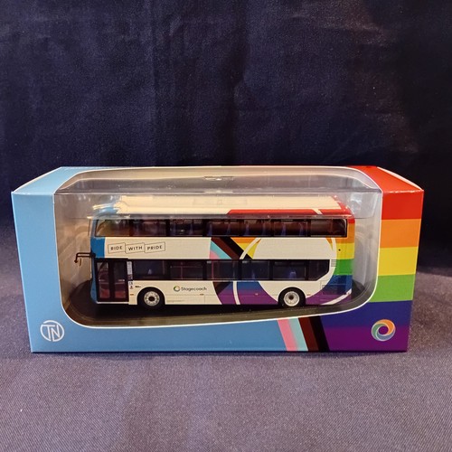 Ukbus 0088a scarce stagecoach - scarce,